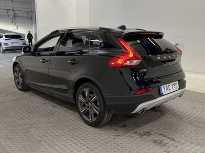 Volvo V40 Cross Country Summum VOC Pano Navi D-värme 150hk