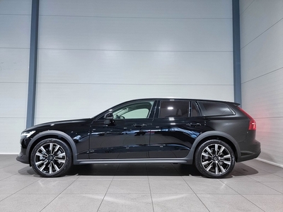 Volvo V60 Cross Country B5 AWD 250hk Skinn Keyless GPS Värm