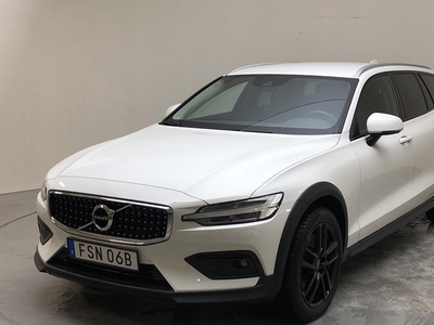 Volvo V60 D4 Cross Country AWD (190hk)