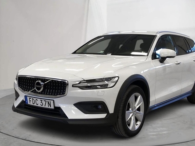 Volvo V60 D4 Cross Country AWD (190hk)