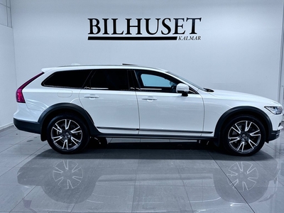 Volvo V90 Cross Country D5 AWD Panorama Se spec 235hk, 2018