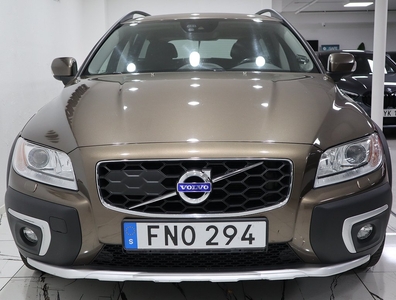 Volvo XC70 D4 AWD Summum Dragkrok Läder Keyless