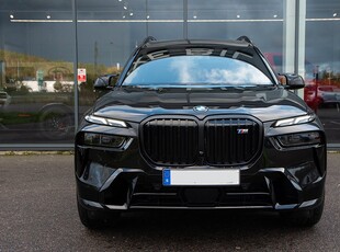 BMW X7 M60i xDrive M Sportpaket PRO Exclusiv 650 mil Moms