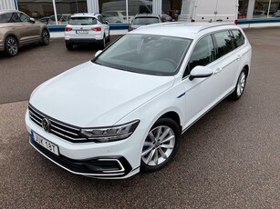 Volkswagen Passat GTE SC DSG TSI 218hk PHEV (Drag/Navi