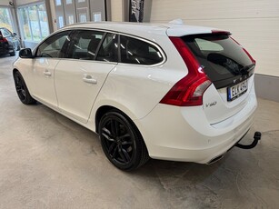 Volvo V60 D4 SUMMUM AUT VOC DRAG EURO6 190HK