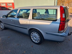 Volvo V70 2.4 T