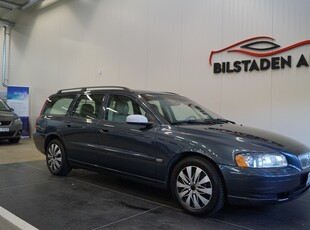 Volvo V702.5T Momentum Ny besiktigad Kombi 2005, Kombi