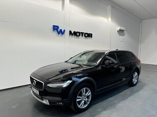 Volvo V90 Cross Country D5 AWD 235hk Pano HUD VOC Drag B-Kam