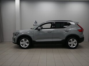 Volvo XC40 B3 FWD Bensin Essential | Navigation | Parkeringskamera