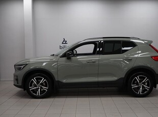 Volvo XC40 B3 FWD Bensin Plus Dark | 360 Kamera | Dragkrok