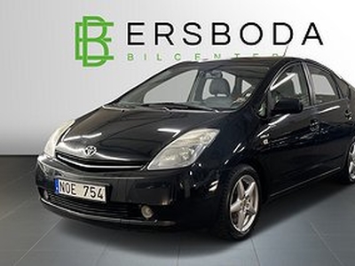 Toyota Prius 1.5 VVT-i + AUT HYBRID JBL KEYLESS Nyservad