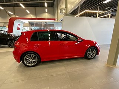 Volkswagen Golf R-Line Premium 1.4 TSI DSG 150hk Dragkrok