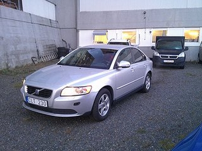 Volvo S40 1.8 Flexifuel skatt 1086:- / NYBES / Full service