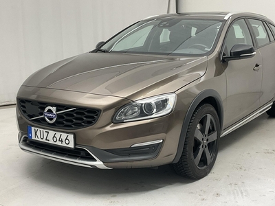 Volvo V60 D4 Cross Country (190hk)