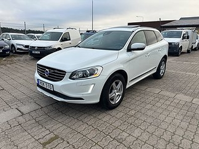 Volvo XC60 D5 AWD AUT SUMMUM PANO LÄDER VOC DRAG 2-ÅRS GARANTI