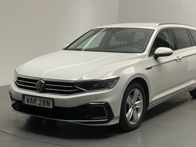 VW Passat 1.4 GTE Sportscombi (218hk)