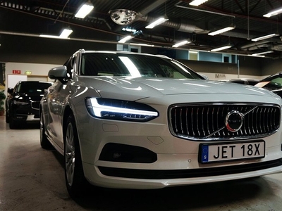 Volvo V90D4 Momentum Advanced Edition Navi Läder Drag HK 2021, Kombi