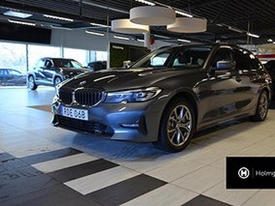 BMW 330e xDrive Touring Sport Drag Moms