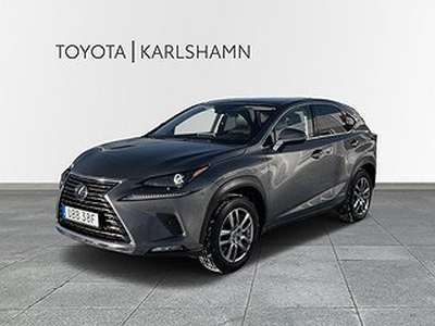 Lexus NX 300h AWD 2.5 Executive Navi Panorama drag 197 hk