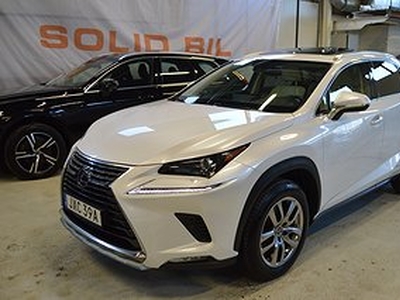 Lexus NX 300h AWD Executive/ Aut/Läder/Navi/Drag/Vinterdäck