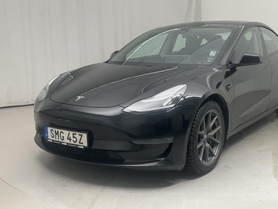 Tesla Model 3Long Range Dual Motor AWD 2020, Halvkombi