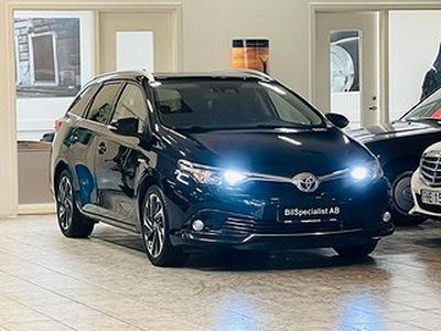 Toyota Auris Sports Hybrid e-CVT Comfort Navi Kamera 136hk