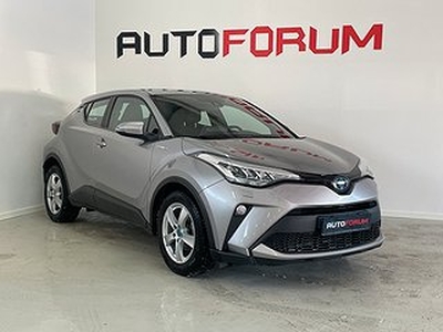 Toyota C-HR Hybrid CVT B-kamera / Apple CarPlay 122hk