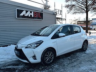 Toyota Yaris Hybrid e-CVT Euro 6 Lågmil 1 Brukare | Nyservad