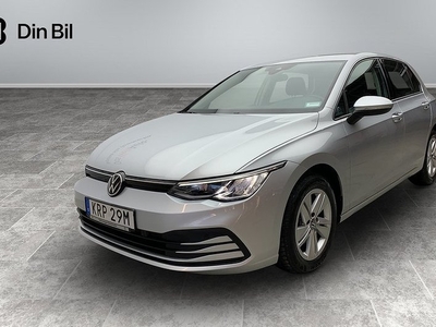 Volkswagen GolfeTSI150 Navigation 2021, Halvkombi