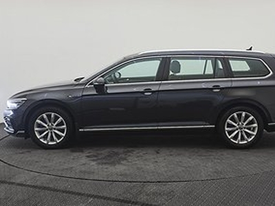 Volkswagen Passat Sportscombi GTE DSG Executive/Värmare/Drag