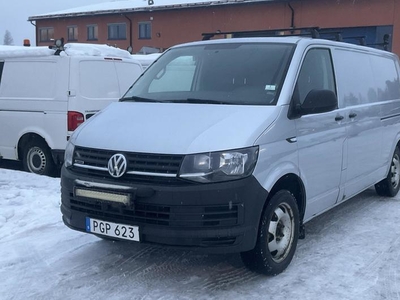 Volkswagen T5VW Transporter T6 2.0 TDI BMT 4MOTION 2017, Minibuss