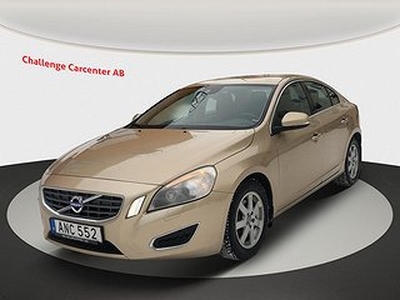 Volvo S60 D2 Momentum Euro 5 LM S+V däck 6 Växl Kamrem Bytt