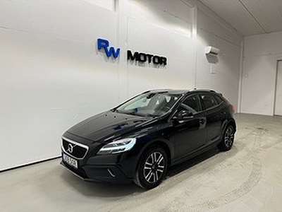 Volvo V40 Cross Country D3 150hk Drag D-värm VOC Navi B-Kam