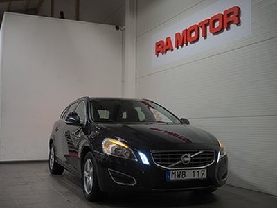 Volvo V60 D4 AWD Automat Momentum | Drag | Värmare