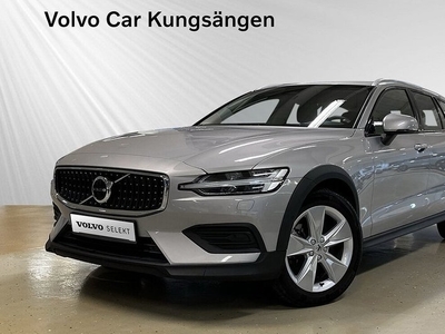 Volvo V60Cross Country B4 AWD Diesel Core 2023, Kombi