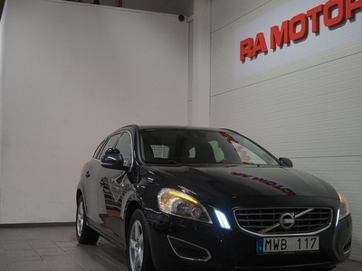 Volvo V60D4 AWD Automat Momentum | Drag | Värmare 2013, Kombi