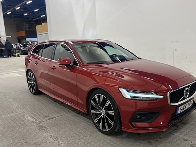 Volvo V60D4 Polestar Advanced VOC HUD B&W 360° Drag 2019, Kombi