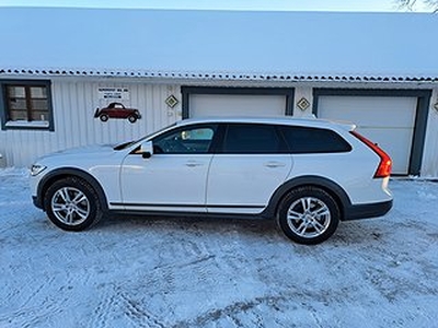 Volvo V90 Cross Country D4 AWD Pro edition GPS Läder