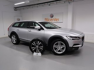 Volvo V90 Cross Country *JANUARIREA* D4 AWD V-Däck ingår Drag-Navi-Kamera-BLIS-VoC-Carpl