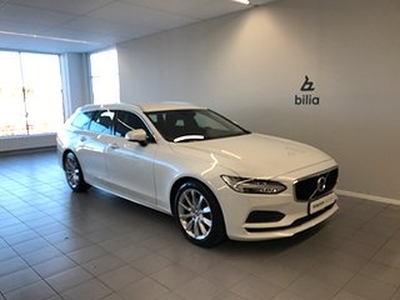 Volvo V90 D4 Momentum SE II