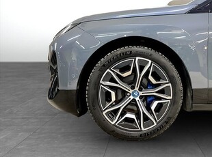 BMW iX xDrive40