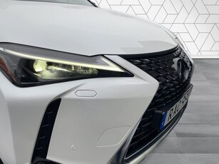 Lexus UX 250h