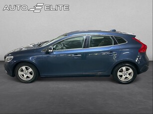 Volvo V40 D2|KINETIC|1-BRUKARE|P-SENS|NY-KAMREM|FARTHÅLLARE