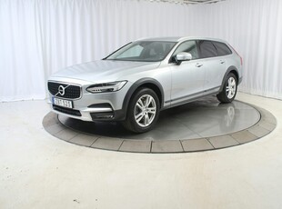 Volvo V90 Cross Country