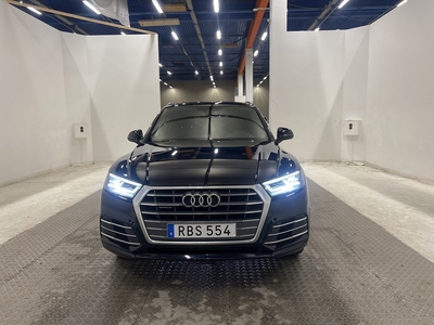 Audi Q5 Quattro TDI 190hk S-Line Pano Värm Luft Ambient Drag