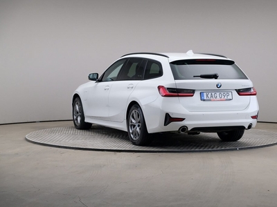 BMW 330e Series 3 Touring Sportline Connected