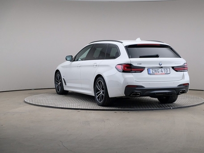 BMW 520 Series 5 d Xdrive Touring M-sport Drag