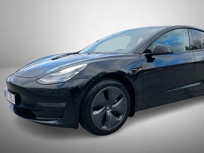 Tesla Model 3Standard Range Plus Autopilot panorama tak 2019, Halvkombi