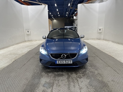 Volvo V40 T3 152hk R-Design VOC Värmare Pano BLIS Välservad