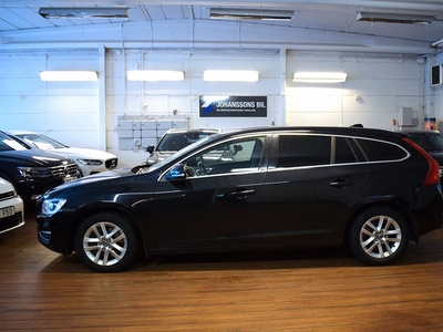 Volvo V60 D4 AWD Momentum 163hk Ny-Kamrem VOC D-Värmare Drag